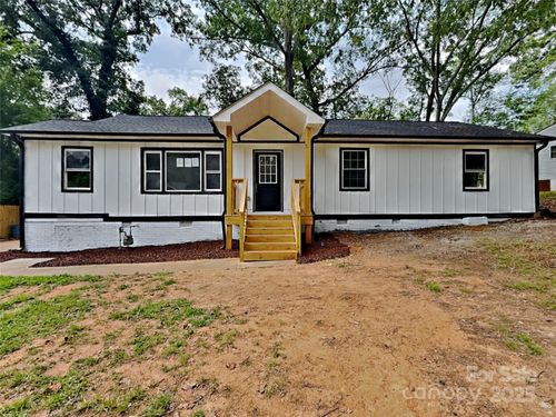2633 Brentwood Pl, Charlotte, NC, 28208-7049 | Card Image