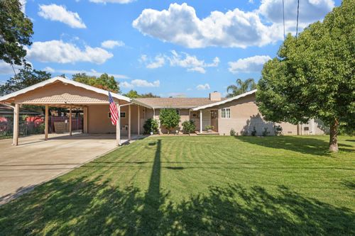 900 White Ln, Stockton, CA, 95215-1217 | Card Image