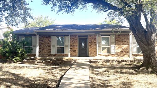 1813 Addington Dr, Carrollton, TX, 75007-3009 | Card Image