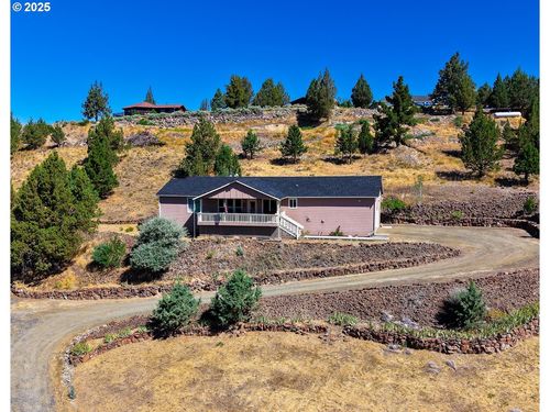 111 Valley View Dr, John Day, OR, 97845-1177 | Card Image