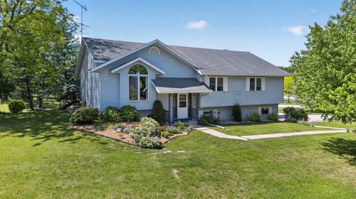 7129 Dorf View Court, ROXBURY, WI, 53583 | Card Image