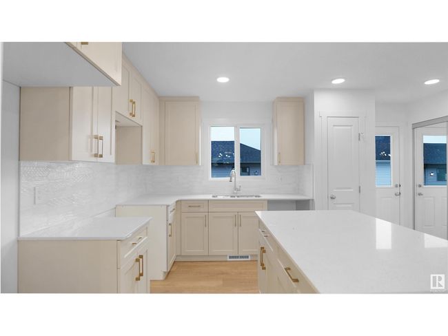 1271 Keswick Dr Sw, Townhouse with 4 bedrooms, 4 bathrooms and null parking in Edmonton AB | Image 11
