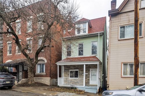 3246 Richardson Ave, Pittsburgh, PA, 15212-2332 | Card Image