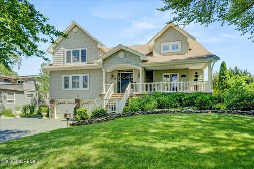 68 Seneca Pl, Oceanport, NJ, 07757-1540 | Card Image