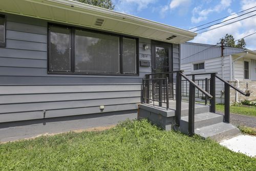 3814 Elbern Ave, Whitehall, OH, 43213-1723 | Card Image