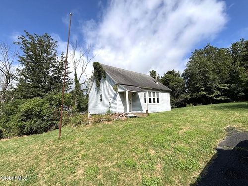 3379 State Route 7, Hoosick Falls, NY, 12090-5022 | Card Image