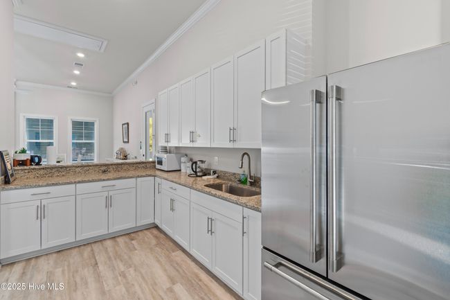 Clubhouse kitchen | Image 32