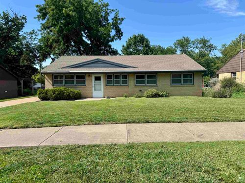 2432 Hobbs Dr, Manhattan, KS, 66502-2723 | Card Image