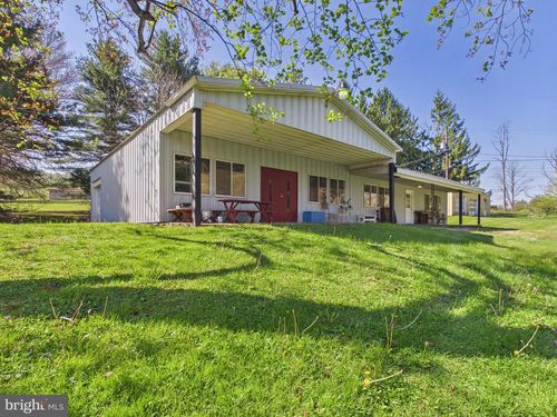 1481 Fishing Creek Valley Rd, HARRISBURG, PA, 17112-9277 | Card Image
