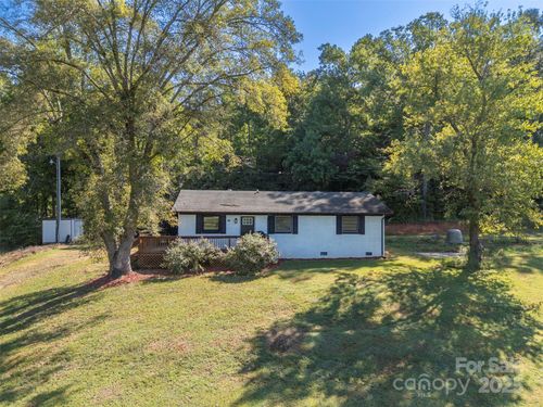 350 Oscar Justice Rd, Rutherfordton, NC, 28139-8112 | Card Image