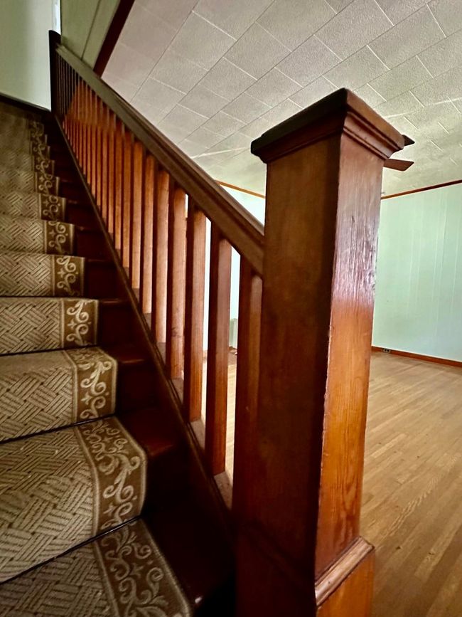 228 Main St, Home with 3 bedrooms, 2 bathrooms and null parking in Hinton WV | Image 16