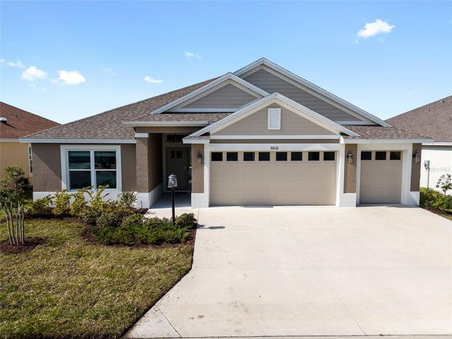 5610 Hawkins Drive, House other with 3 bedrooms, 3 bathrooms and null parking in The Villages FL | Image 3