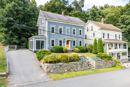 748 Lower River Rd, Lincoln, RI, 02865-1214 | Card Image