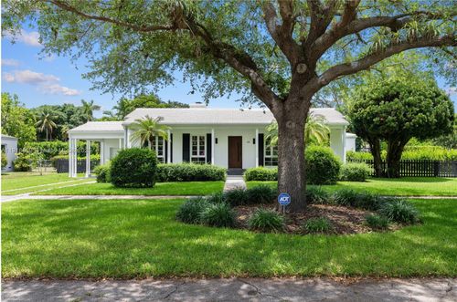 45 Ne 104th St, Miami Shores, FL, 33138-2026 | Card Image