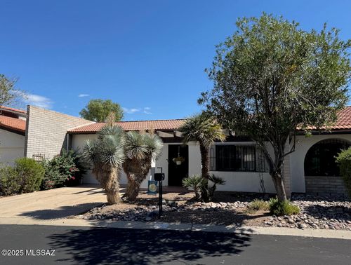 1340 N Dorado Way, Tucson, AZ, 85715-4712 | Card Image