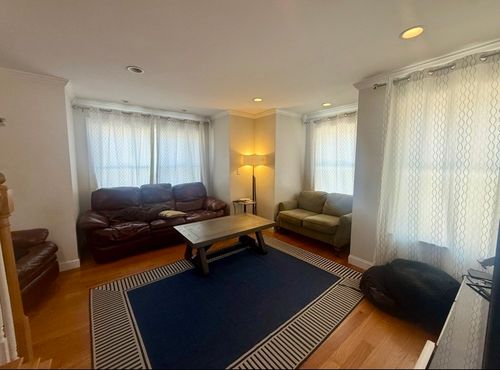 st-27 Antwerp St, Boston, MA, 02135-1325 | Card Image