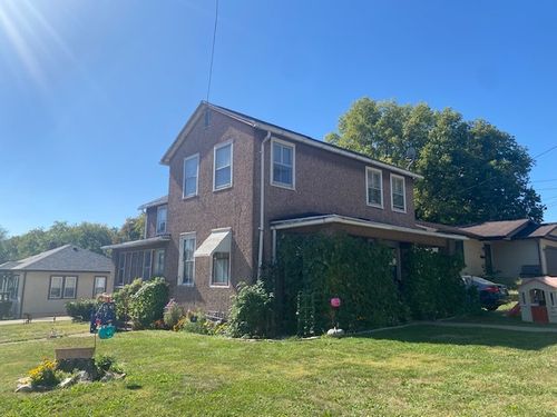 2504 1st St, Peru, IL, 61354-3140 | Card Image