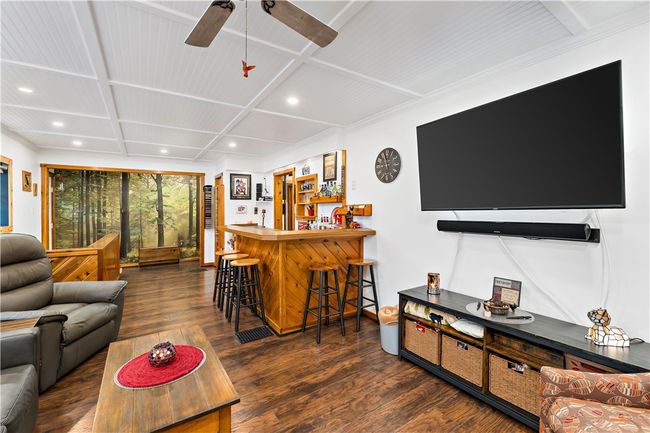 3354 Millers Run Rd, House other with 2 bedrooms, 2 bathrooms and 5 parking in Cecil PA | Image 6