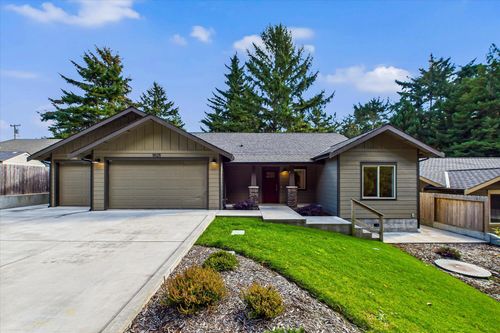 5025 Union St, Eureka, CA, 95503-6590 | Card Image