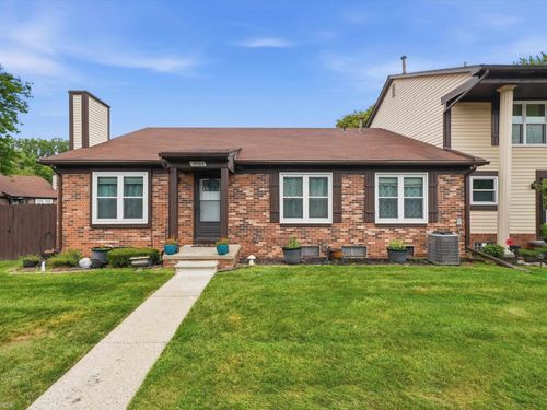 35303 Bristlecone, Clinton Township, MI, 48035-2327 | Card Image