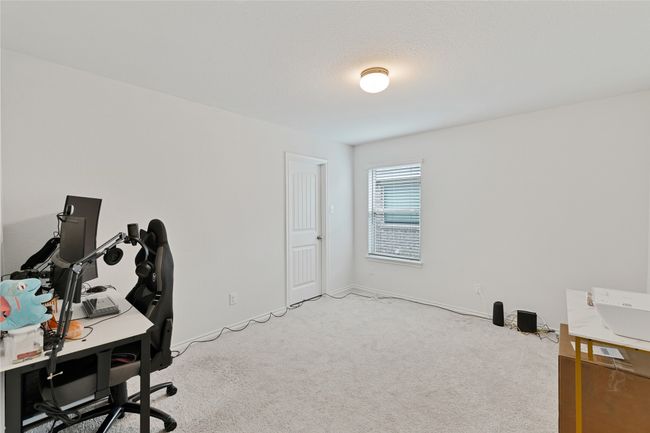 Secondary Bedroom | Image 17