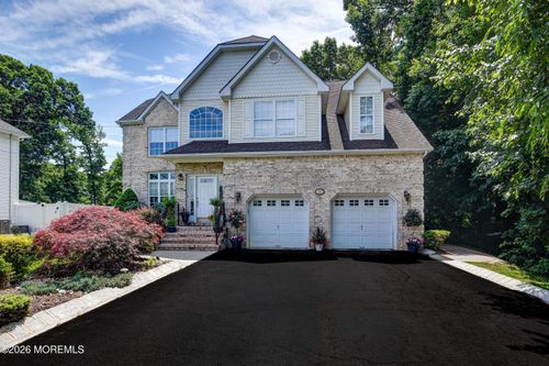 220 Lloyd Rd, Aberdeen, NJ, 07747-1849 | Card Image