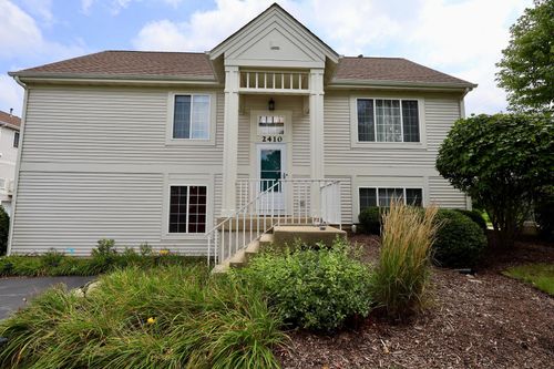 3-2410 Daybreak Ct, Elgin, IL, 60123-8847 | Card Image