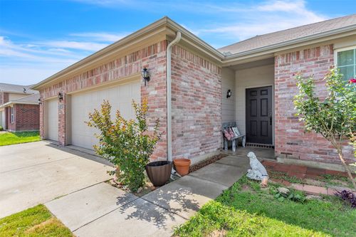 1620 Kawati Way, Krum, TX, 76249-7561 | Card Image