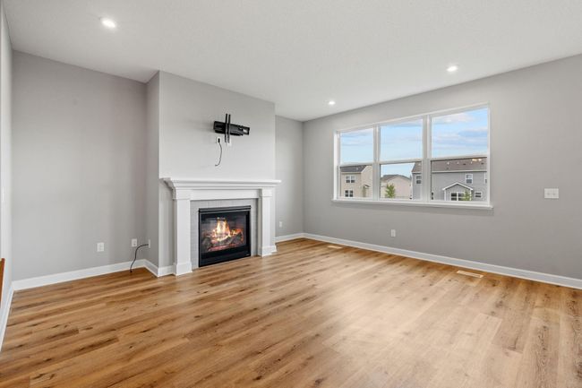 14-web-or-mls-7276 Parell Ave NE-14.jpg | Image 10