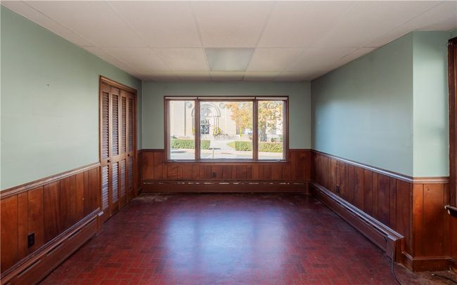 28 Carroll Ave, House other with 5 bedrooms, 2 bathrooms and 1 parking in Newport RI | Image 9