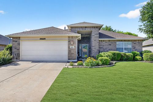 9605 Rosewood Dr, Denton, TX, 76207-6679 | Card Image