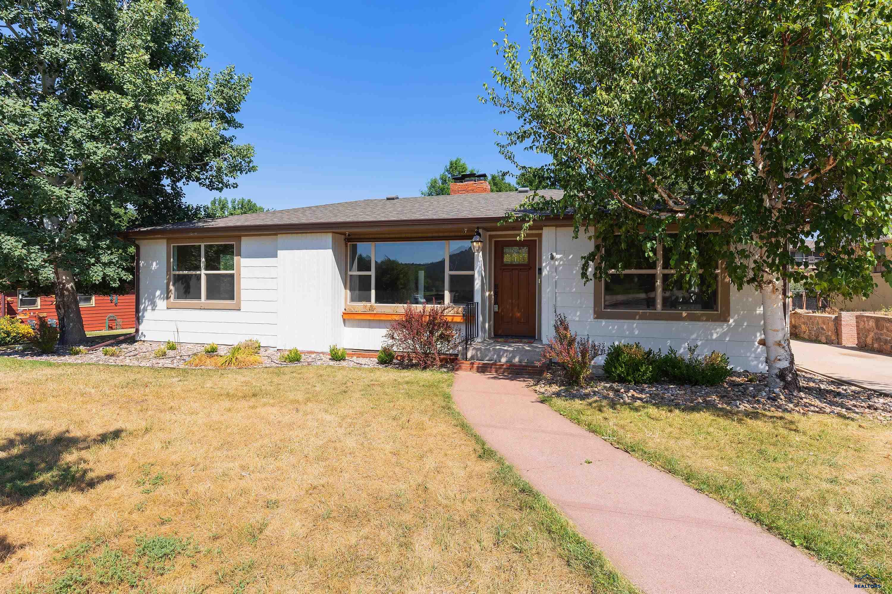 Falls Dr, Rapid City, SD 57702