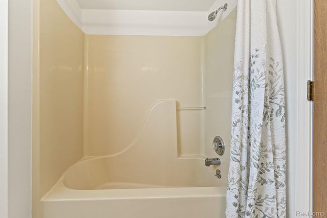 10-web-or-mls-A0109194.jpg | Image 8