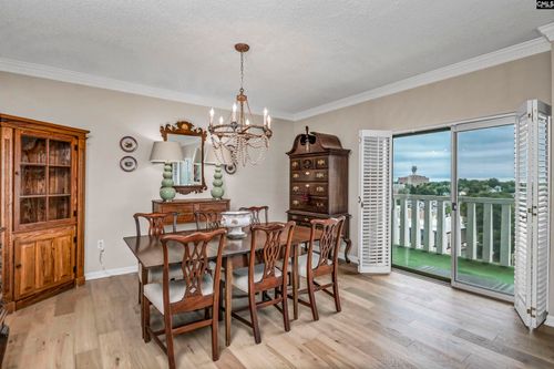 1829 Senate St, Columbia, SC, 29201-3837 | Card Image