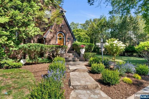 65 Merrison St, Teaneck, NJ, 07666-4608 | Card Image