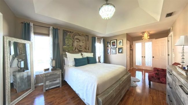 Master Bedroom | Image 16