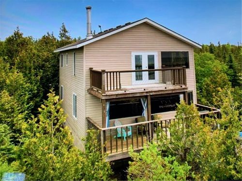 20 Baise Avenue, Tobermory, ON, N0H2R0 | Card Image