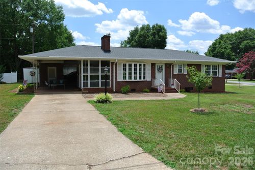 106 Freeman St, Rutherfordton, NC, 28139-3120 | Card Image