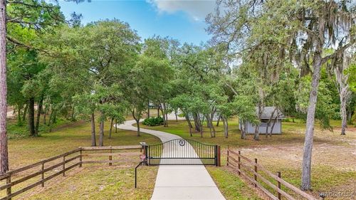 1150 Cleveland St, Hernando, FL, 34442-2875 | Card Image