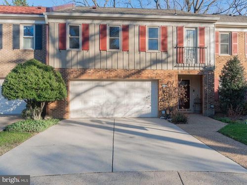 3921 Rust Hill Pl, FAIRFAX, VA, 22030-3921 | Card Image