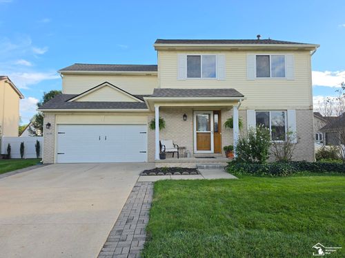 4138 Allegheny Dr, Newport, MI, 48166-7819 | Card Image