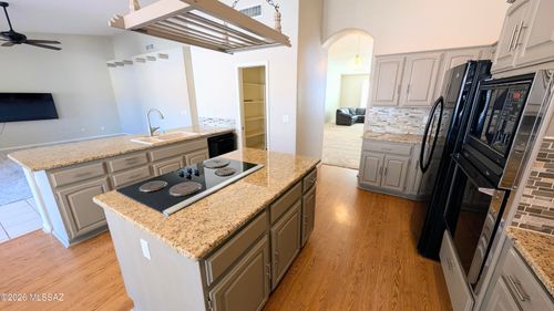 37985 S Eagle Dr, Tucson, AZ, 85739-1109 | Card Image