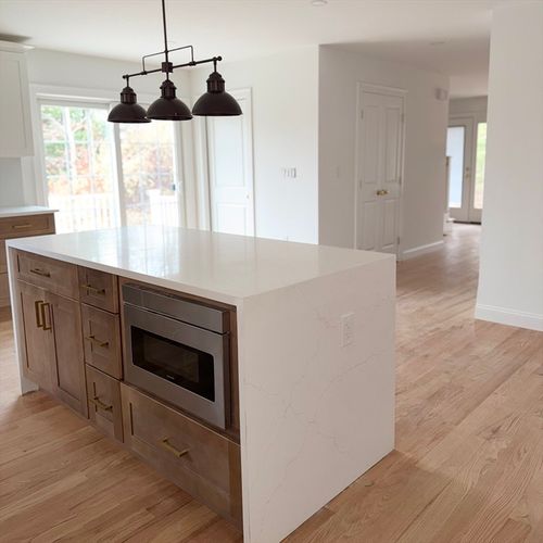 2-580 Broad St, Bridgewater, MA, 02324-1727 | Card Image