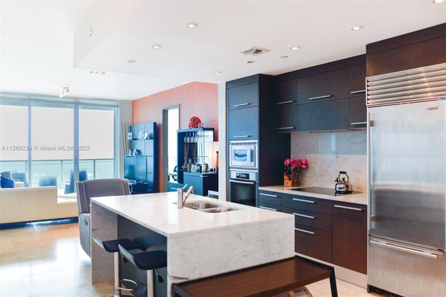 APT-5108 - 900 Biscayne Blvd, Condo with 2 bedrooms, 3 bathrooms and null parking in Miami FL | Image 6
