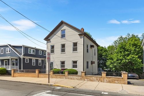 88 Garland St, Everett, MA, 02149-5067 | Card Image