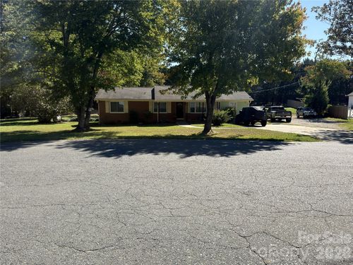 604 Allen Way, Indian Trail, NC, 28079-9651 | Card Image