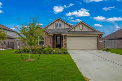 15207 Lakewood, Mont Belvieu, TX, 77523 | Card Image