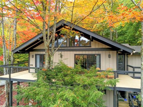 122 Lower Grouse Ridge Rd, Beech Mountain, NC, 28604-8125 | Card Image