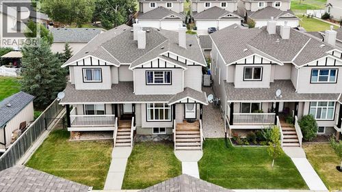 323 Sandford Pl Nw, Langdon, AB, T0J1X2 | Card Image