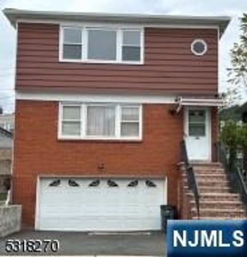105 Crawford St, East Orange, NJ, 07018-1810 | Card Image